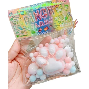 Left And Right Peluş Kedi Patisi Cupcake Süper Yumuşak Çimdik Çimdik Müzik Havalandırma Oyuncağı Çörek Simülasyonu Çimdik Çimdik Müzik (Yurt Dışından)