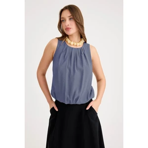 Önü Pileli Sıfır Kol Etek Ucu Lastikli Bluz