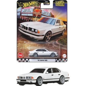 Hot Wheels Boulevard Premium 1:64 Ölçekli Metal BMW M5 Gerçekçi Detaylarla Koleksiyonluk Araç
