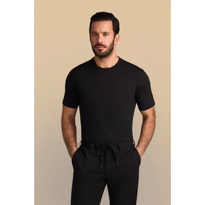 Bisiklet Yaka Slim Fit Dar Kesim Süprem Pamuk Tişört