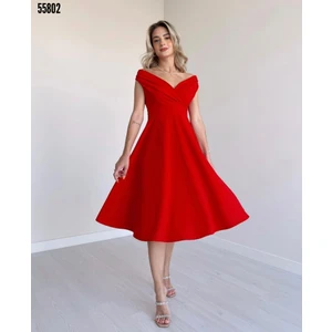 Kruvaze Yaka Eteği Volanlı Büyük Beden Krep Elbise