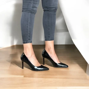 Siyah Kırışık Rugan  Deri Stiletto