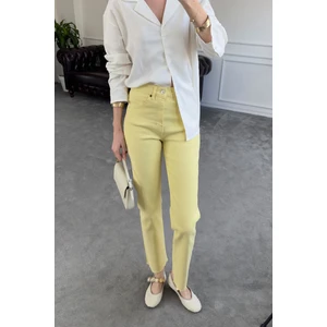 Kesik Paça Boyfit Jean- Sarı