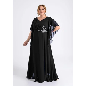 Lilas Xxl Büyük Beden Siyah Renkli Yırtmaçlı Uzun Şifon Abiye Elbise