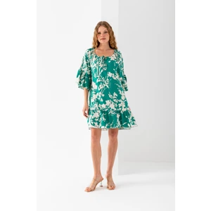 Kadın Yeşil Beyaz Geniş Bağcıklı Yaka Eteği Fırfırlı Viskon Dokuma Elbise