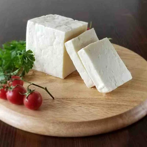 Çiftlik Şarküteri Ezine Keçi Peyniri 1kg Vakumlu