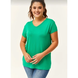 Kadın Büyük Beden V Yaka Basic Kısa Kollu T-Shirt %95 Pamuk %5 Likra Premium Kumaş