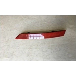 71956 Reflektör Arka Tampon Iç Sol Passat 2015- 3G0945103A