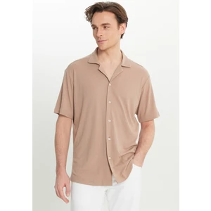 Comfort Fit Rahat Kesim Hawai Yaka Jakarlı Gömlek