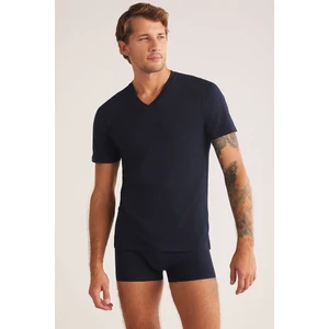 Antonio V yaka Tshirt