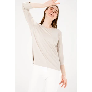 Desen Triko Kadın V Yaka Truvakar Kol Basic Penye Bluz Bej