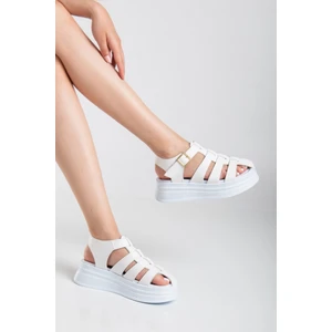 Modern Kafes Tarzı Yüksek Platform Tarzı Sandalet