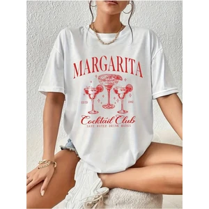 Kokteyl Baskılı Plajda Tatilde Dışarda Giymelik Rahat Oversize Kadın Tshirt