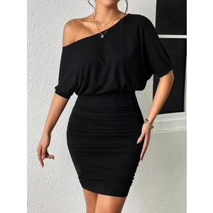 Kadın Tek Omuzu Açık Büzgülü Kısa Sandy Elbise