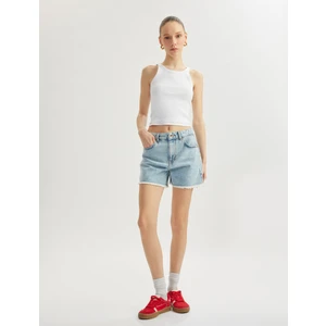 Düğmeli Pis Paça Cep Detaylı Rahat Kalıp Denim Şort