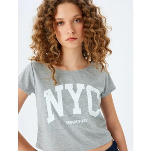 Kayık Yaka Rahat Kalıp Nyc Baskılı Tişört