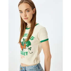 Bisiklet Yaka Çilek Baskılı Crop Biyeli Pamuklu Tişört