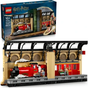 LEGO® Harry Potter™ Kitaplık Dekoru: Hogwarts™ Ekspresi 76450 - 10 Yaş ve Üzeri Çocuklar Için Oyuncak Yapım Seti (832 Parça)