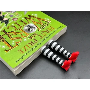 Wizard of Oz Temalı Kitap Ayracı – 3D Baskı PLA Malzeme | Kırmızı Ayakkabı Tasarım | El Yapımı Masalsı Kitap Aksesuarı | 13x5 cm