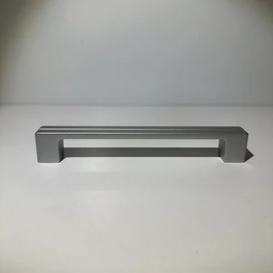 Mat Krom Mobilya Kulp. (128 Mm)