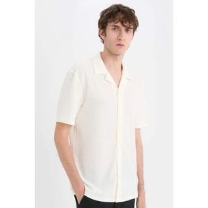 Modern Fit Dokulu Penye Kısa Kollu Beyaz Gömlek C4125AX25SM