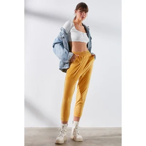 Kadın Paçası Lastikli Kadife Eşofman Altı 731 Hardal