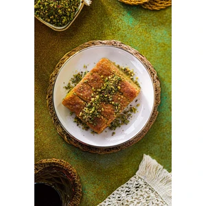 Antep Fıstıklı Fırınlanmış Peynir Helvası