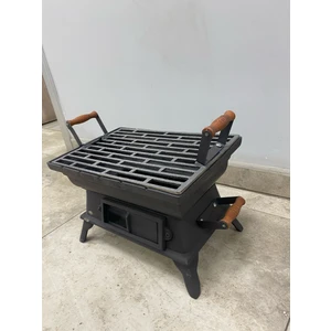 KÜÇÜK KARE AHŞAP SAPLI DÖKÜM MANGAL