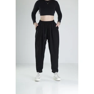 Pileli Siyah Jogger Pantolon