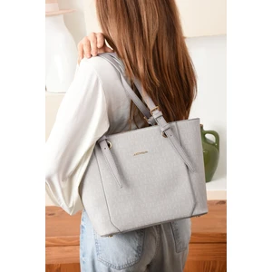 Kahverengi Birinci Sınıf Kadın El ve Omuz Çantası Yeni Sezon Ebat :boy: 25 En : 35 cm