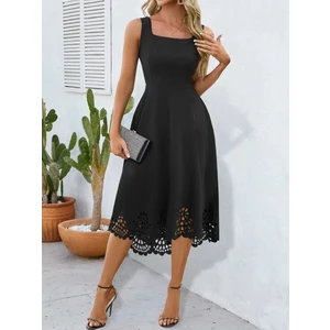 Aisha Elbise Kadın Askılı Geometrik Yaka Çiçek Lazer Kesim Ithal Krep Elbise