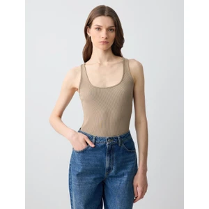 Jimmy Key Vizon U Yaka Dar Kesim Atlet