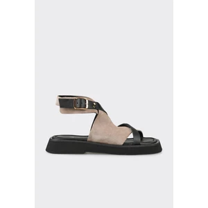 Siyah Deri Kadın Düz Sandalet