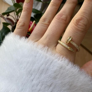 Çelik Taşlı Çivi Yüzük