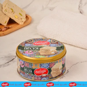 Öz Çakıroğlu Doğal Antep Fıstıklı Helva Teneke Kutu 830 gr