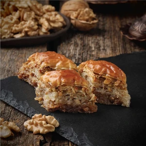 Hamza Efendi Cevizli Baklava