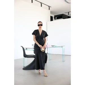 V Yaka Midi Boy Saten Elbise