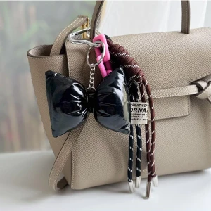 Fiyonk Çanta Aksesuarı