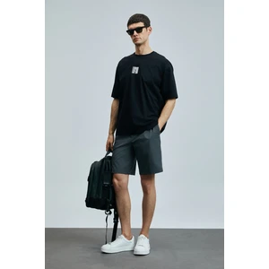 Helıx Modern Grafik T- Shirt Siyah