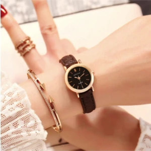 Toz Vintage Aura Kahverengi -Siyah Yuvarlak Vintage&retro Saat