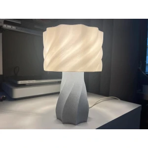 Masa Abajür kablolu led ampul