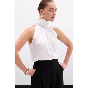 Boğazlı Kolsuz Bluz - Ekru