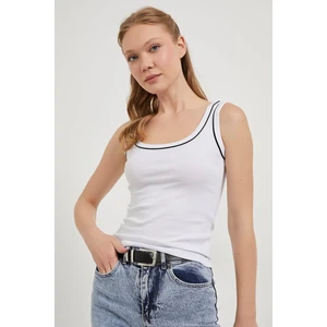 21870 Çizgi Detaylı Kadın Atlet