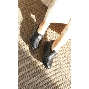 Mediform 4203 Siyah Kadın Ortopedik Hakiki Deri Rahat Günlük Cırtlı Ayakkabı