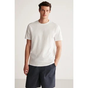 Rudy Erkek Slim Fit %100 Pamuklu Orta Kalınlıkta Beyaz T-Shirt