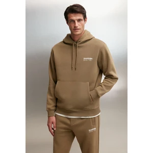 Martel Erkek Regular Fit Yumuşacık Içi Polarlı Kordonlu Kapüşonlu Baskılı Haki Sweatshirt