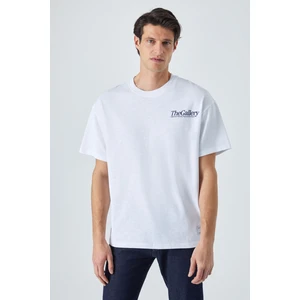 Gallery Erkek Baskı Detaylı Oversize Fit Bisiklet Yakalı Kısa Kollu Beyaz T-Shirt