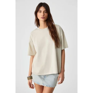 LAGERTHA Kadın %100 organik Pamuklu Kalın Dokulu Oversize Fit Yuvarlak Yakalı Taş Rengi T-Shirt