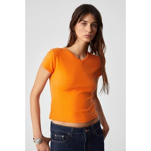 MASROUTI Kadın Slim Kısa V Yaka Kısa Kol Turuncu T-Shirt