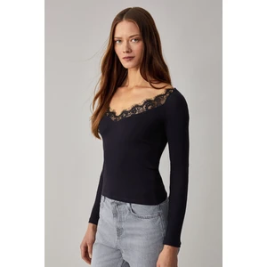 PARCERIO Kadın Slim Uzun Kollu Havuz Yaka İnce Siyah T-Shirt